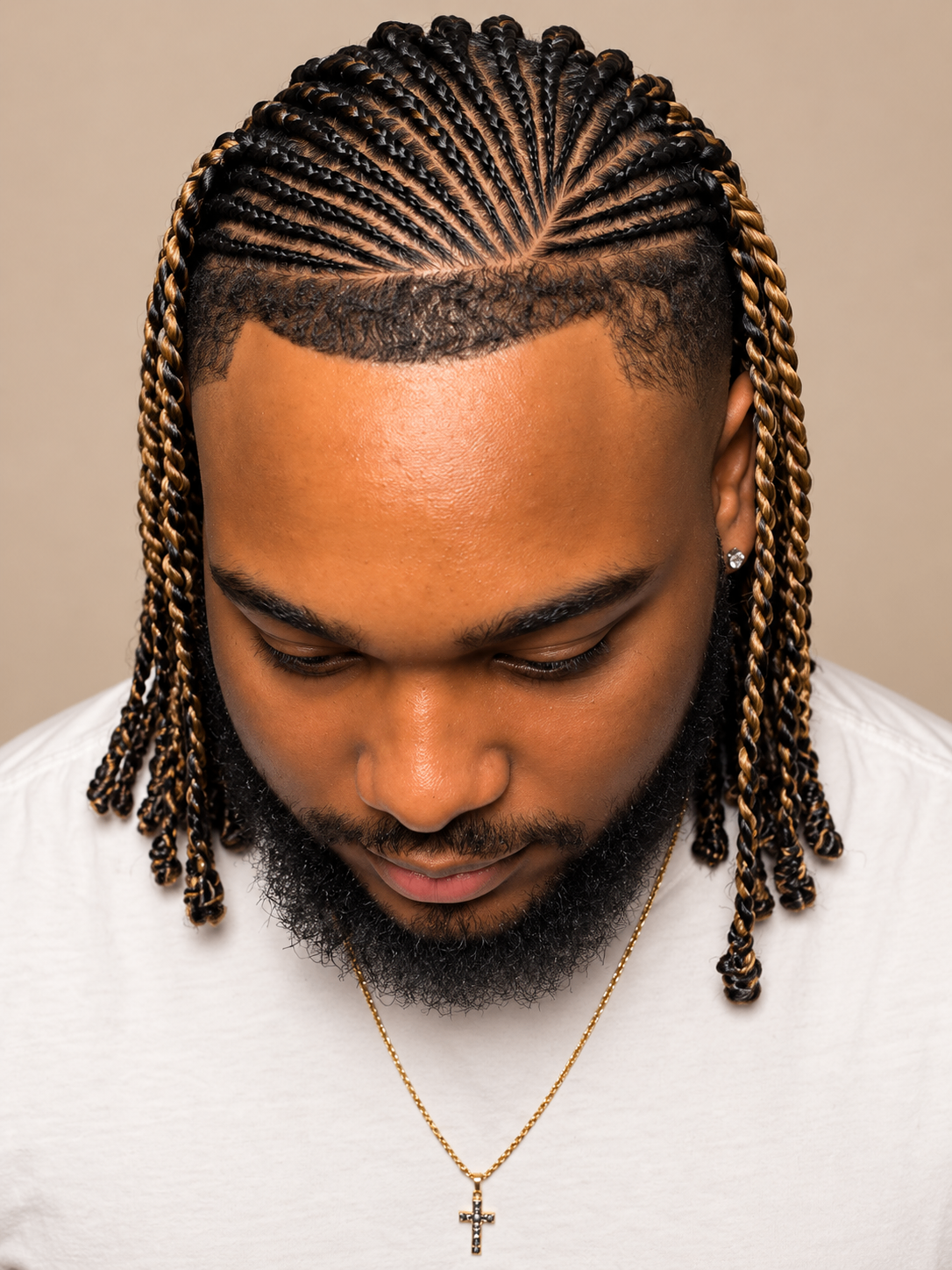 Men’s highlighted two-strand twists with clean parting